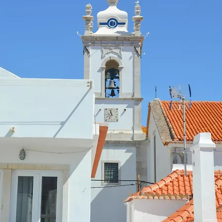 Apartment Casa Luminosa - 160m To The Beach, Located In The Historical Center Of