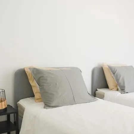 Casa Luminosa - 160m To The Beach, Located In The Historical Center Of Sesimbra
