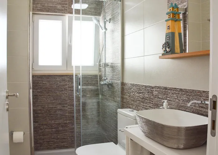 Casa Luminosa - 160m To The Beach, Located In The Historical Center Of Lägenhet